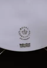 Vier Royal Copenhagen reliëfplaquettes naar Bertel Thorvaldsen – foto 4 – kavel bij De Kringwinkel, Turnhout