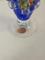 Blauwe glazen vaas met bloemdecoratie – foto 7 – kavel bij De Kringwinkel, Turnhout