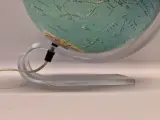Vintage Scan-Globe A/S Verlichte wereldbol - Denemarken 1992 - Plexiglas voet – foto 8 – kavel bij De Kringwinkel, Gent