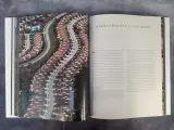 Boek: De Aarde vanuit de hemel – foto 3 – kavel bij De Kringwinkel, Gent