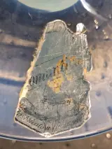 Driedelige set bestaande uit een Vetreria Etrusca coupeschaal en twee objecten in Empoli-stijl – foto 14 – kavel bij De Kringwinkel, Gent