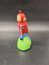 Kavel van 14 vintage Disney, Pixar, DreamWorks en Teletubbies figuren in de vorm van badverzorgingsflessen – foto 17 – kavel bij De Kringwinkel, Gent
