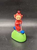Kavel van 14 vintage Disney, Pixar, DreamWorks en Teletubbies figuren in de vorm van badverzorgingsflessen – foto 18 – kavel bij De Kringwinkel, Gent