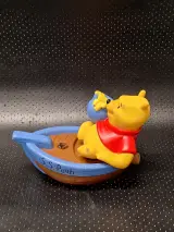Kavel van 14 vintage Disney, Pixar, DreamWorks en Teletubbies figuren in de vorm van badverzorgingsflessen – foto 20 – kavel bij De Kringwinkel, Gent