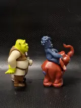 Kavel van 14 vintage Disney, Pixar, DreamWorks en Teletubbies figuren in de vorm van badverzorgingsflessen – foto 4 – kavel bij De Kringwinkel, Gent