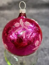 Vintage glazen kerstdecoratie set: piek, kerstballen en kralenslinger – foto 11 – kavel bij De Kringwinkel, Gent