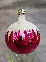 Vintage glazen kerstdecoratie set: piek, kerstballen en kralenslinger – foto 13 – kavel bij De Kringwinkel, Gent