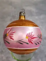 Vintage glazen kerstdecoratie set: piek, kerstballen en kralenslinger – foto 19 – kavel bij De Kringwinkel, Gent