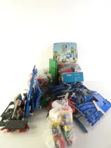 Grote Kavel Vintage LEGO Trein & Stad (Jaren '70/'80) – Met Blauwe Rails – kavel bij De Kringwinkel, Heverlee