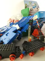 Grote Kavel Vintage LEGO Trein & Stad (Jaren '70/'80) – Met Blauwe Rails – foto 2 – kavel bij De Kringwinkel, Heverlee