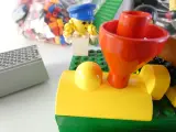 Grote Kavel Vintage LEGO Trein & Stad (Jaren '70/'80) – Met Blauwe Rails – foto 20 – kavel bij De Kringwinkel, Heverlee