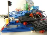 Grote Kavel Vintage LEGO Trein & Stad (Jaren '70/'80) – Met Blauwe Rails – foto 5 – kavel bij De Kringwinkel, Heverlee