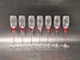 Set van 14 wijn- en champagneglazen met rode accenten in de stoom – foto 5 – kavel bij De Kringwinkel, Gent