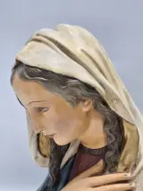 2 religieuze beelden waaronder Art Deco Maria buste en Madonna met kind onder glazen stolp – foto 3 – kavel bij De Kringwinkel, Gent