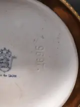 Set van twee Unterweissbach biscuit porseleinen putti beeldengroepen in Louis XV-stijl – foto 11 – kavel bij De Kringwinkel, Gent