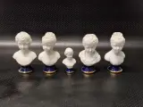 Set van vijf vintage porseleinen kinderbustes naar Jean-Antoine Houdon – kavel bij De Kringwinkel, Gent