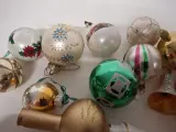 Lot 3 Kerstballen Roze – foto 7 – kavel bij De Kringwinkel, Herzele