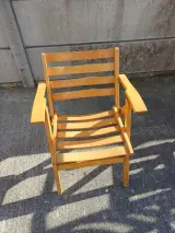 Set van 4 houten design tuinstoelen – foto 7 – kavel bij De Kringwinkel, Oudenaarde