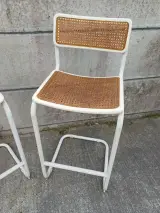 Set van 2 vintage barkrukken met gevlochten zitting – foto 2 – kavel bij De Kringwinkel, Oudenaarde
