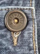 Bikkembergs jeans – foto 5 – kavel bij De Kringwinkel, Geraardsbergen