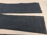 Bikkembergs jeans – foto 8 – kavel bij De Kringwinkel, Geraardsbergen