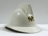 Vintage Brandweerhelm | Le Levior – foto 2 – kavel bij De Kringwinkel, Maasmechelen