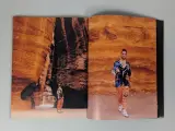Fotoboek Raia Presents Worldwide met portretten en landschappen – foto 4 – kavel bij De Kringwinkel, Sint-Niklaas
