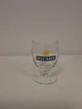 Set van Ricard likeurglazen met karaf en serveerschaaltje – foto 4 – kavel bij De Kringwinkel, Ronse