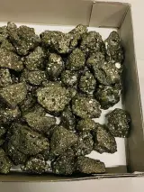 Ca. 100x Pyriet clusters – foto 4 – kavel bij Onlineveilingmeester, Gramsbergen