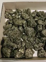 Ca. 100x Pyriet clusters – foto 6 – kavel bij Onlineveilingmeester, Gramsbergen