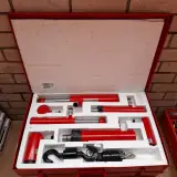 Hydraulische uitdeukset – kavel bij Onlineveilingmeester, Winsum