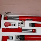 Hydraulische uitdeukset – foto 2 – kavel bij Onlineveilingmeester, Winsum