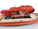 Model brandweerboot Düsseldorf Feuerlöschboot 2 – foto 19 – kavel bij De Kringwinkel, Heverlee