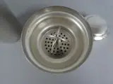 Vintage verzilverde metalen cocktailshaker van 1 pint – foto 4 – kavel bij De Kringwinkel, Diest