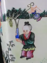 Chinese zeshoekige Famille Rose-vaas – reproductie – foto 6 – kavel bij De Kringwinkel, Heverlee