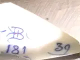 Vintage porseleinen tafellamp met monogrammerk Boch Frères Keramis – foto 19 – kavel bij De Kringwinkel, Heverlee