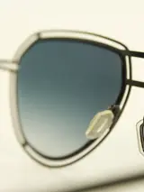 Odette Lunettes PARKER // M701 Zonnebril - Antwerp – foto 9 – kavel bij De Kringwinkel, Antwerpen