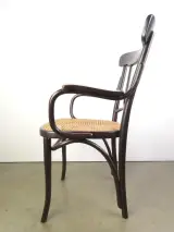 Vintage Thonet-stijl armstoel met rotanzetting – foto 2 – kavel bij De Kringwinkel, Heverlee