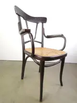 Vintage Thonet-stijl armstoel met rotanzetting – foto 5 – kavel bij De Kringwinkel, Heverlee