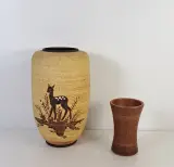 Set van twee decoratieve vazen, aardewerk – foto 6 – kavel bij De Kringwinkel, Turnhout