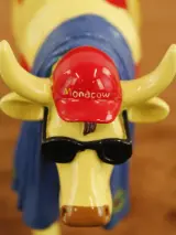 CowParade – Mc Ado de Monaco – Daniel Menini – Monaco 2005 – Grote verzameleditie 2005 – foto 8 – kavel bij De Kringwinkel, Antwerpen