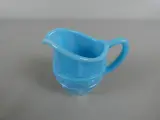Opaline glas schenktas – kavel bij De Kringwinkel, Diest