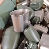 Partij veldflessen, pannen en canteen cups – foto 4 – kavel bij Domeinen Roerende Zaken, Groningen