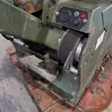 Trilplaat, Ammann, AVH 5020, 2003 – foto 10 – kavel bij Domeinen Roerende Zaken, Groningen