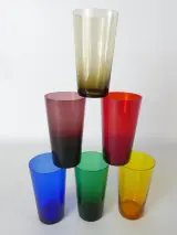 Vintage gekleurde longdrinkglazen met metalen draaghouder – 6 kleuren – Tomado Holland – foto 2 – kavel bij De Kringwinkel, Heverlee