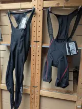 2x Fietsbroek met zeem RH+, zwart, mt S – kavel bij Onlineveilingmeester