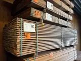 Ca. 151x Guyana Teak Planken Geschaafd, 21x120mm, lengte 245cm – foto 4 – kavel bij Onlineveilingmeester