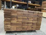 Ca. 84x Guyana Teak Planken Geschaafd, 25x140mm, lengte 185cm – foto 3 – kavel bij Onlineveilingmeester