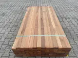 Ca. 151x Guyana Teak Regels Geschaafd, 45x68mm, lengte 155cm – kavel bij Onlineveilingmeester