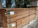 Ca. 120x Angelim Pedra Beschoeiingsplanken, 20x150mm, lengte 36/350cm, 84/400cm – foto 3 – kavel bij Onlineveilingmeester